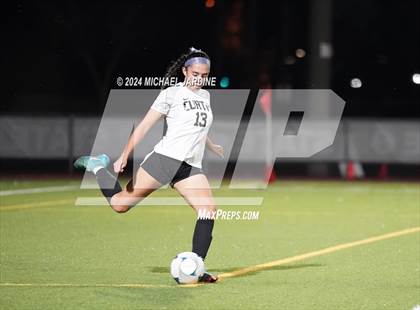 Thumbnail 2 in Curtis vs Woodinville (WIAA 4A Semifinal) photogallery.