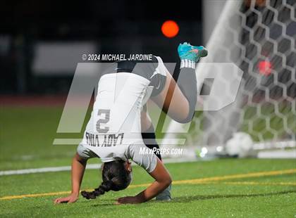 Thumbnail 1 in Curtis vs Woodinville (WIAA 4A Semifinal) photogallery.