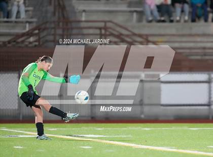 Thumbnail 3 in Curtis vs Woodinville (WIAA 4A Semifinal) photogallery.