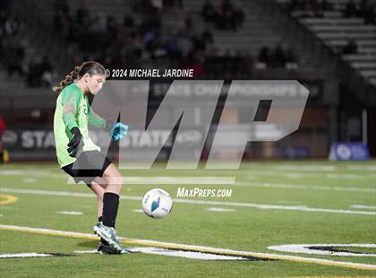Thumbnail 2 in Curtis vs Woodinville (WIAA 4A Semifinal) photogallery.