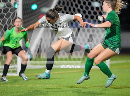 Thumbnail 2 in Curtis vs Woodinville (WIAA 4A Semifinal) photogallery.