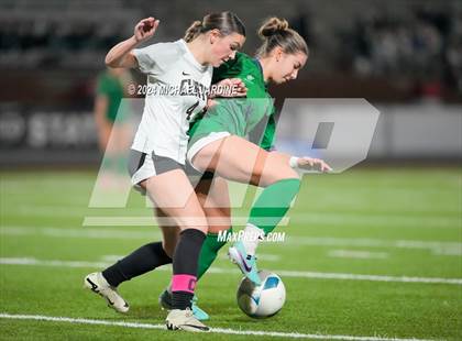 Thumbnail 2 in Curtis vs Woodinville (WIAA 4A Semifinal) photogallery.
