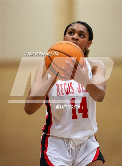 Thumbnail 2 in Mullen @ Regis Jesuit photogallery.