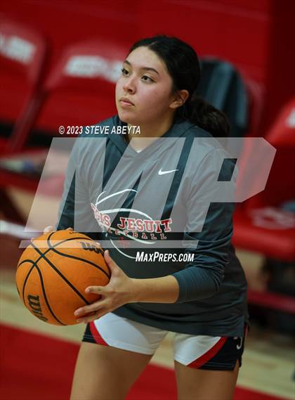 Thumbnail 3 in Mullen @ Regis Jesuit photogallery.