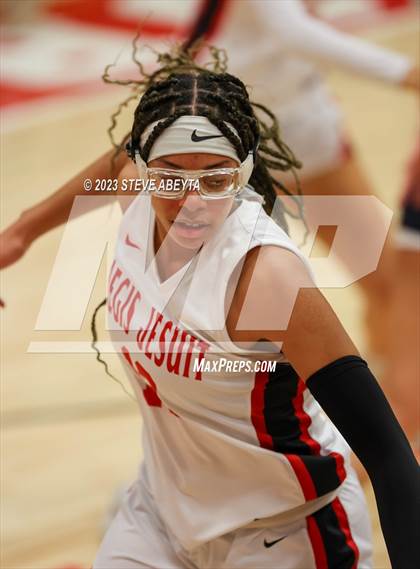 Thumbnail 1 in Mullen @ Regis Jesuit photogallery.