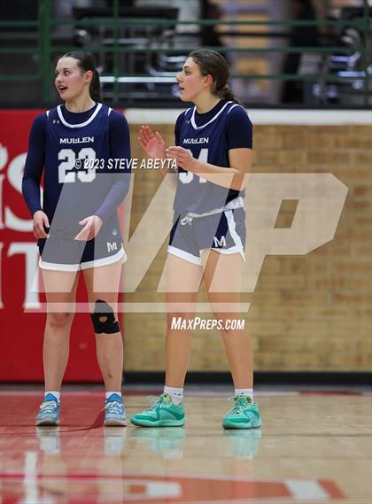 Thumbnail 2 in Mullen @ Regis Jesuit photogallery.