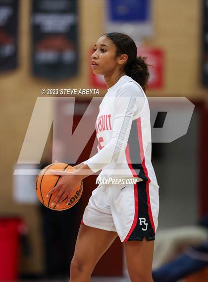 Thumbnail 1 in Mullen @ Regis Jesuit photogallery.