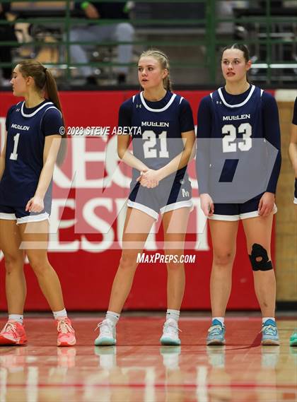 Thumbnail 3 in Mullen @ Regis Jesuit photogallery.