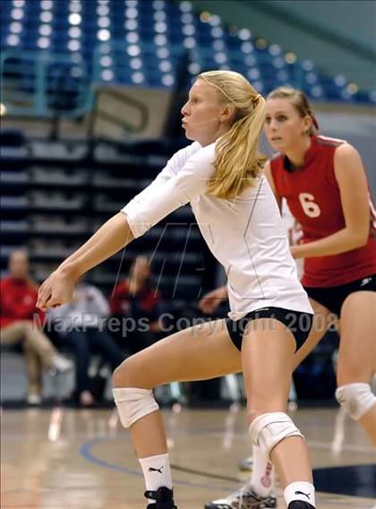 Thumbnail 1 in Sacred Heart Cathedral vs. Cathedral (CIF State D3 Final) photogallery.