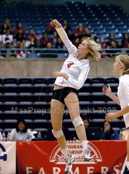 Thumbnail 3 in Sacred Heart Cathedral vs. Cathedral (CIF State D3 Final) photogallery.