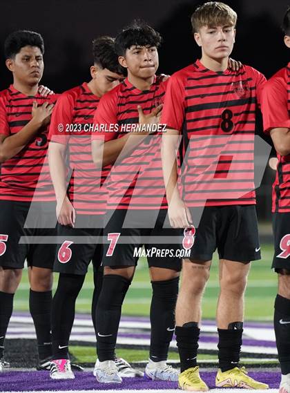 Thumbnail 2 in Waco vs. Lake Creek (UIL 5A Bi-District Playoff) photogallery.