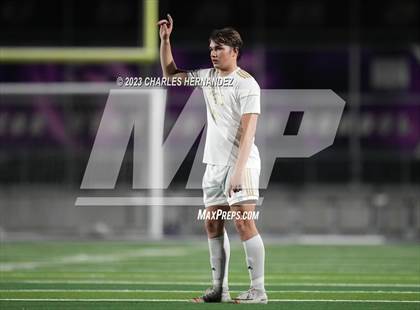 Thumbnail 3 in Waco vs. Lake Creek (UIL 5A Bi-District Playoff) photogallery.