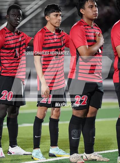 Thumbnail 3 in Waco vs. Lake Creek (UIL 5A Bi-District Playoff) photogallery.