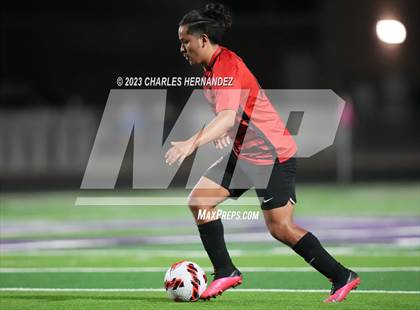 Thumbnail 3 in Waco vs. Lake Creek (UIL 5A Bi-District Playoff) photogallery.
