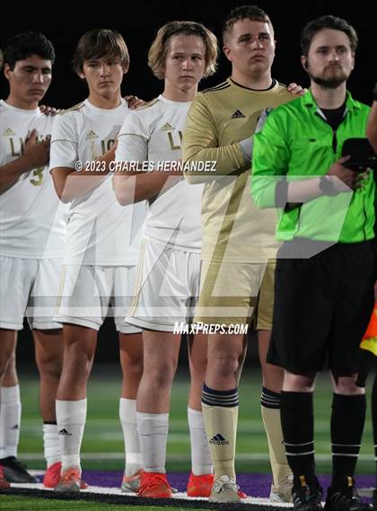 Thumbnail 3 in Waco vs. Lake Creek (UIL 5A Bi-District Playoff) photogallery.