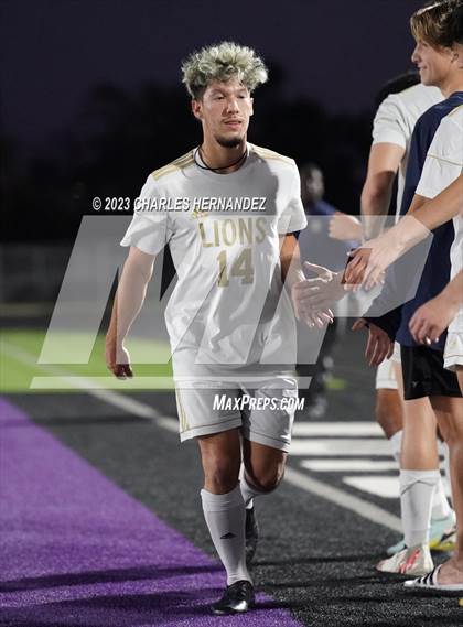 Thumbnail 1 in Waco vs. Lake Creek (UIL 5A Bi-District Playoff) photogallery.