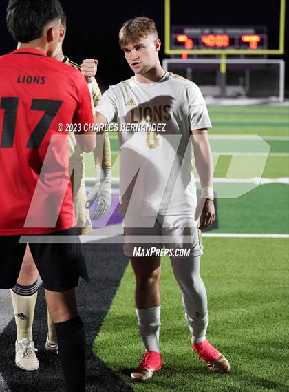 Thumbnail 2 in Waco vs. Lake Creek (UIL 5A Bi-District Playoff) photogallery.
