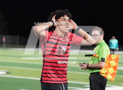 Thumbnail 2 in Waco vs. Lake Creek (UIL 5A Bi-District Playoff) photogallery.
