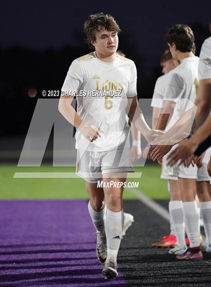 Thumbnail 2 in Waco vs. Lake Creek (UIL 5A Bi-District Playoff) photogallery.