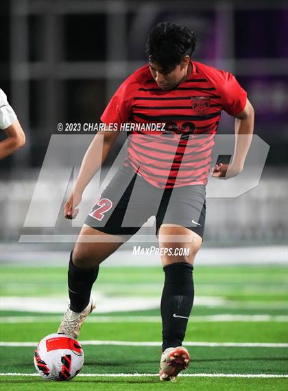 Thumbnail 1 in Waco vs. Lake Creek (UIL 5A Bi-District Playoff) photogallery.