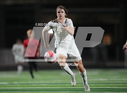 Thumbnail 3 in Waco vs. Lake Creek (UIL 5A Bi-District Playoff) photogallery.