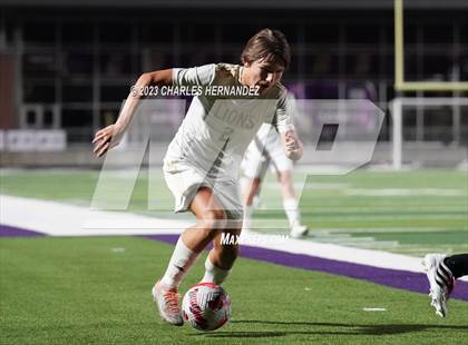 Thumbnail 1 in Waco vs. Lake Creek (UIL 5A Bi-District Playoff) photogallery.
