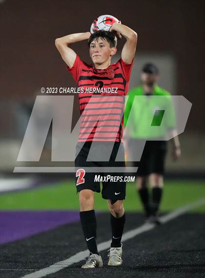 Thumbnail 2 in Waco vs. Lake Creek (UIL 5A Bi-District Playoff) photogallery.