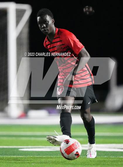 Thumbnail 2 in Waco vs. Lake Creek (UIL 5A Bi-District Playoff) photogallery.