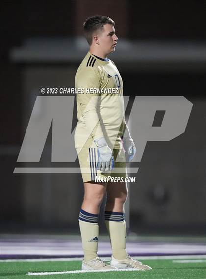 Thumbnail 1 in Waco vs. Lake Creek (UIL 5A Bi-District Playoff) photogallery.