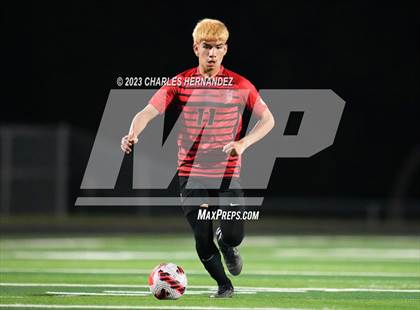 Thumbnail 2 in Waco vs. Lake Creek (UIL 5A Bi-District Playoff) photogallery.