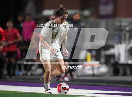 Thumbnail 1 in Waco vs. Lake Creek (UIL 5A Bi-District Playoff) photogallery.