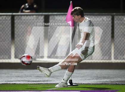 Thumbnail 1 in Waco vs. Lake Creek (UIL 5A Bi-District Playoff) photogallery.