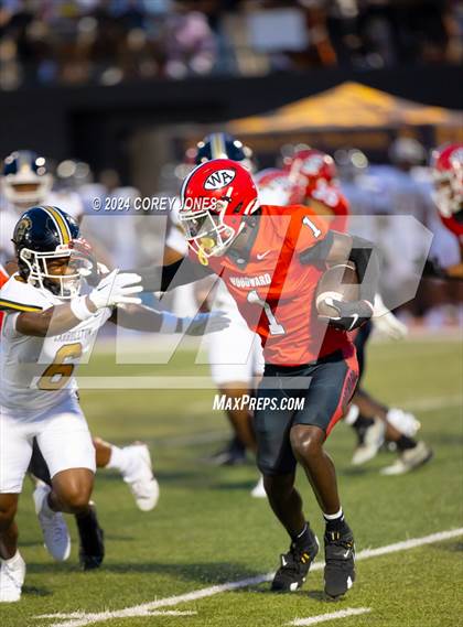 Thumbnail 3 in Carrollton vs Woodward Academy  photogallery.