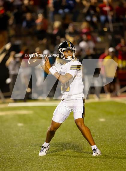 Thumbnail 3 in Carrollton vs Woodward Academy  photogallery.