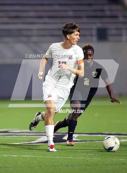 Thumbnail 1 in Seven Lakes vs Jordan (2024 UIL Texas Boys Soccer 6A Reg. 3 & 4) photogallery.