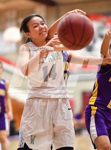 Thumbnail 2 in Walnut vs. Diamond Bar (Ayala JV Tournament) photogallery.