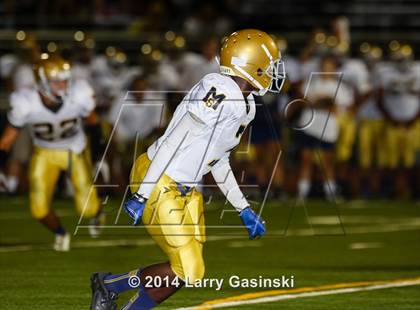Thumbnail 3 in Mary Star of the Sea vs. Santa Clarita Christian photogallery.