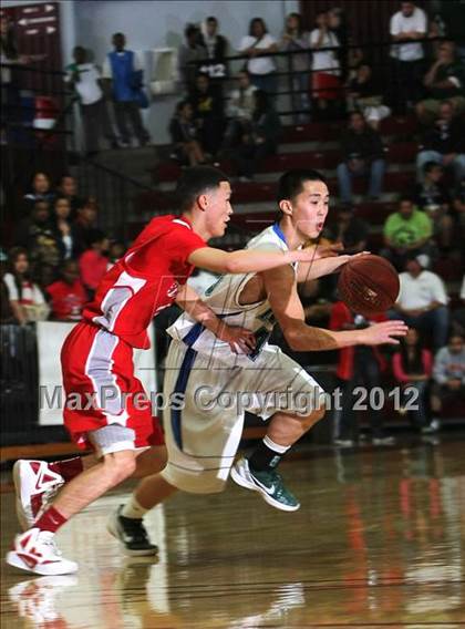 Thumbnail 3 in El Camino vs. Sacred Heart Cathedral (CIF CCS D3 Final) photogallery.