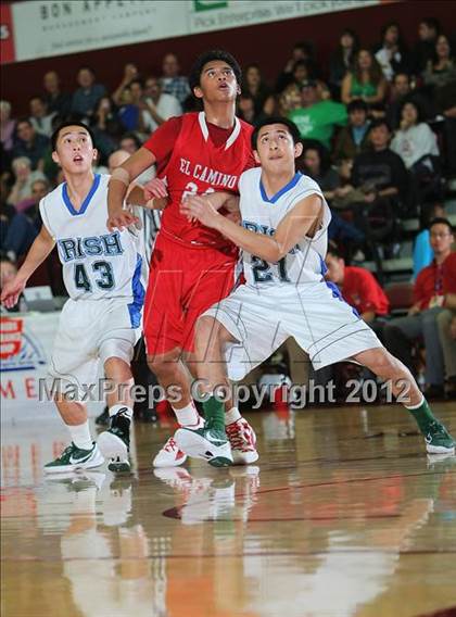 Thumbnail 3 in El Camino vs. Sacred Heart Cathedral (CIF CCS D3 Final) photogallery.