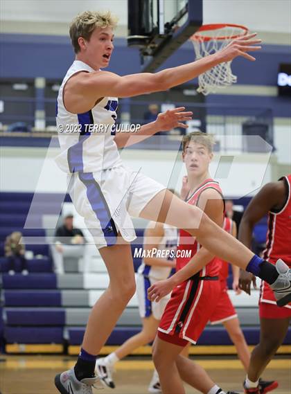 Thumbnail 1 in Hillcrest vs. Pleasant Grove (Corner Canyon Tournament of Champions) photogallery.