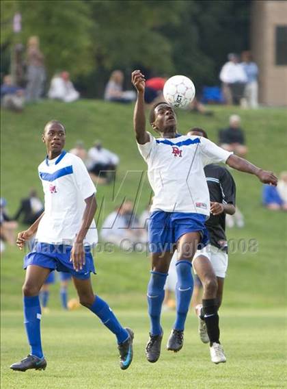 Thumbnail 3 in Gonzaga vs. DeMatha (Trinity University) photogallery.