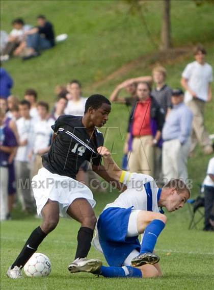 Thumbnail 3 in Gonzaga vs. DeMatha (Trinity University) photogallery.