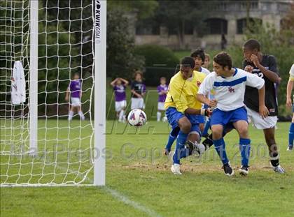 Thumbnail 3 in Gonzaga vs. DeMatha (Trinity University) photogallery.