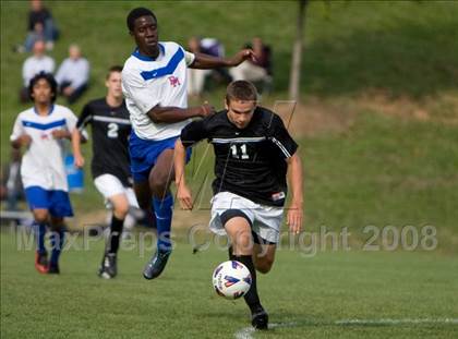 Thumbnail 2 in Gonzaga vs. DeMatha (Trinity University) photogallery.