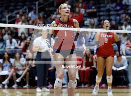 Thumbnail 1 in Wimberly vs. Eagle Mountain (UIL Volleyball 4A D2 Final) photogallery.