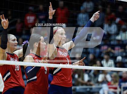 Thumbnail 1 in Wimberly vs. Eagle Mountain (UIL Volleyball 4A D2 Final) photogallery.