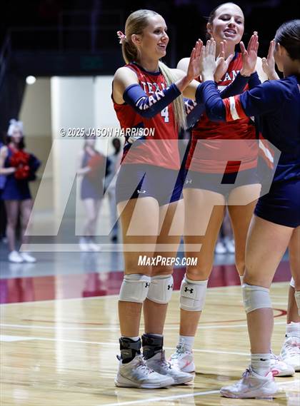 Thumbnail 1 in Wimberly vs. Eagle Mountain (UIL Volleyball 4A D2 Final) photogallery.