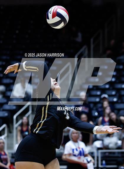 Thumbnail 1 in Wimberly vs. Eagle Mountain (UIL Volleyball 4A D2 Final) photogallery.