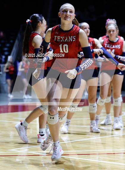 Thumbnail 3 in Wimberly vs. Eagle Mountain (UIL Volleyball 4A D2 Final) photogallery.