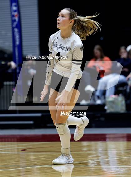 Thumbnail 2 in Wimberly vs. Eagle Mountain (UIL Volleyball 4A D2 Final) photogallery.